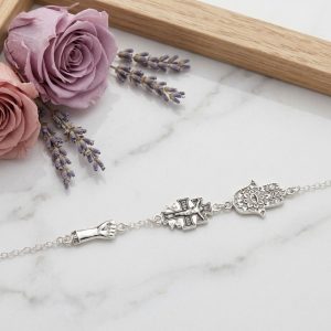 Pulsera de Plata Multi-Amuleto - Imagen 1